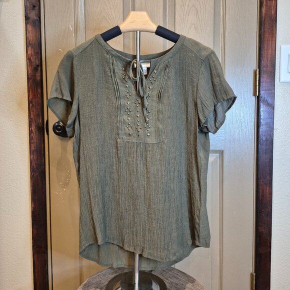 Liz Claiborne Tops - Liz Claiborne Olive Green Blouse with Lace-Up Detail